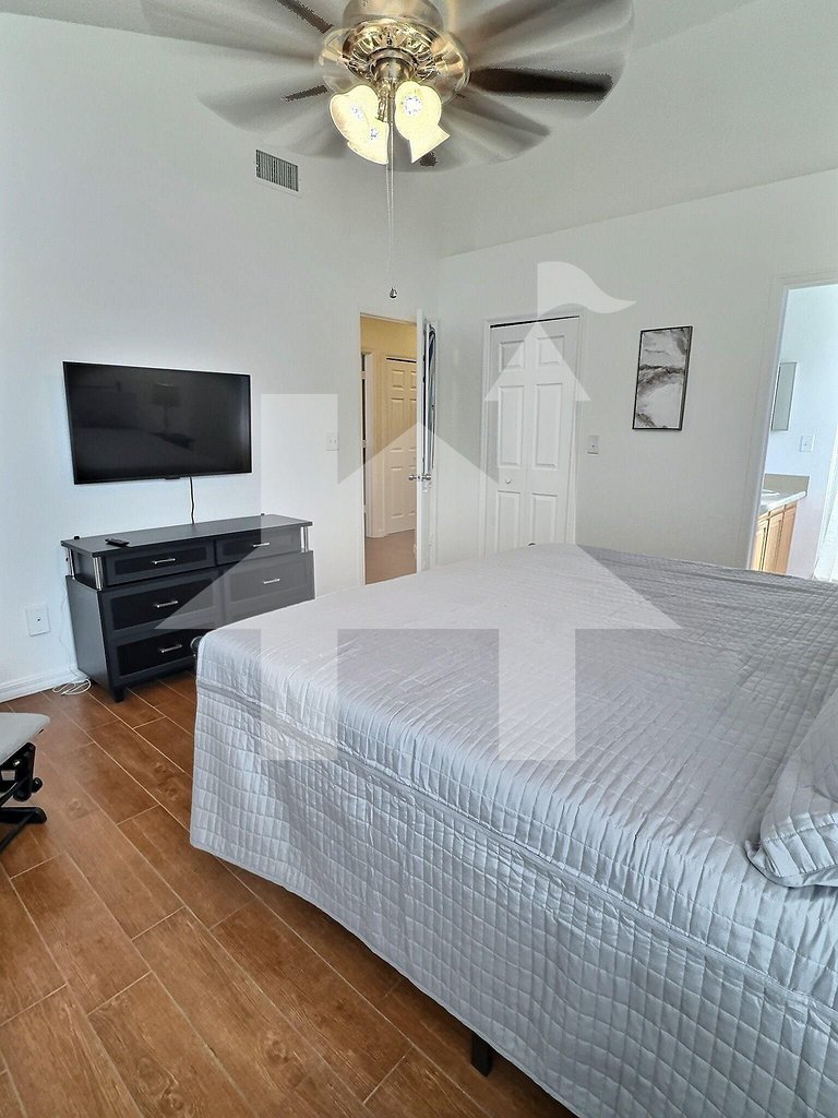 3-Bedroom Apartment Minutes from Disney