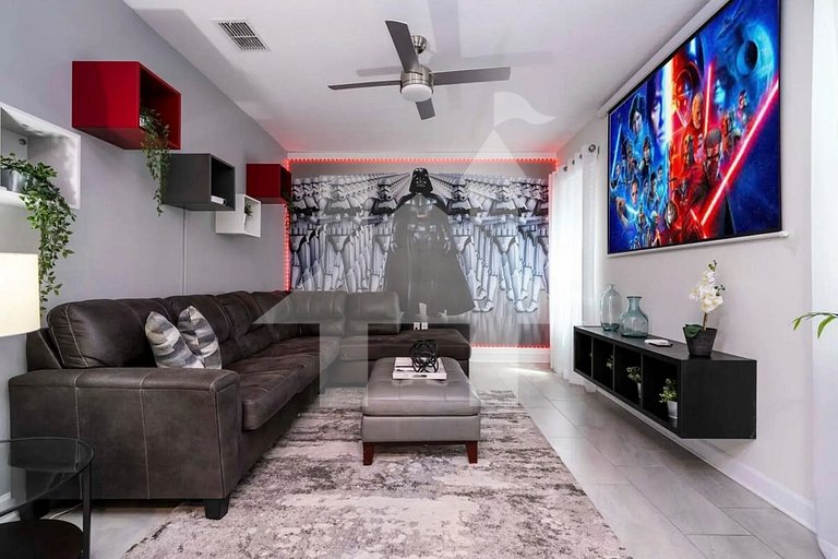 Vacation Home Near Disney, 6 bedrooms