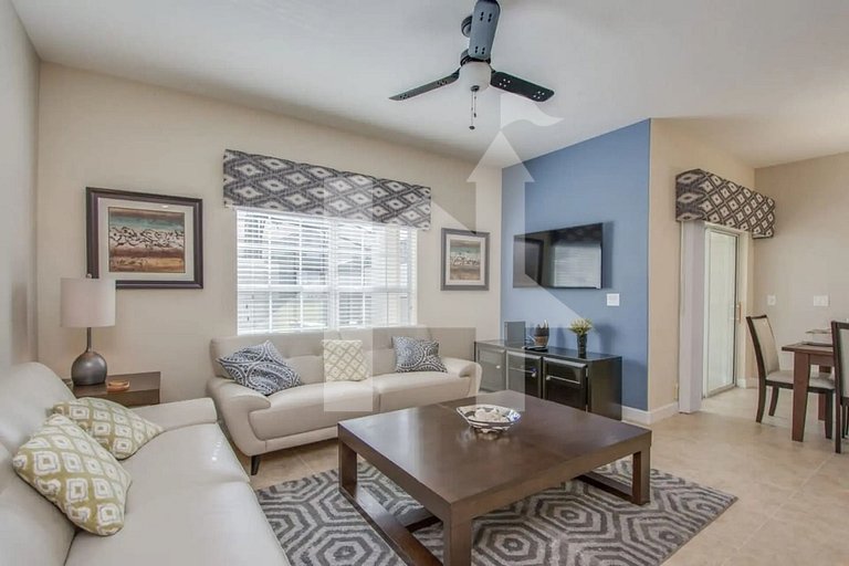 Vacation Home Near Disney, 4 bedrooms