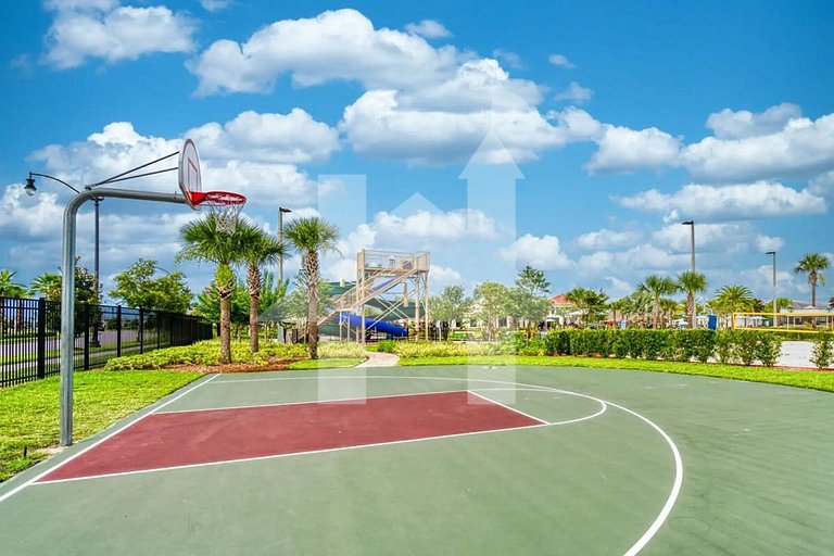 Vacation Home Near Disney, 9 bedrooms