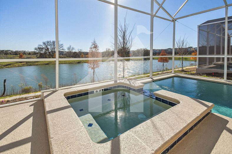 8920 - Luxurious Lake View w/ SPA and pool