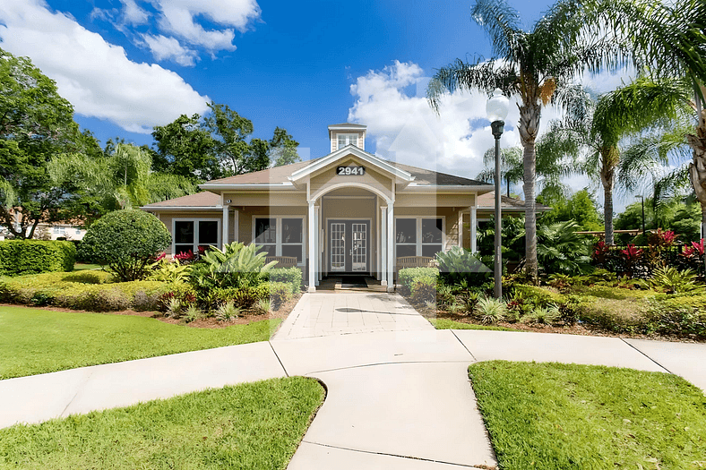 Charming 4-Bedroom Villa Near Disney w/ Clubhouse