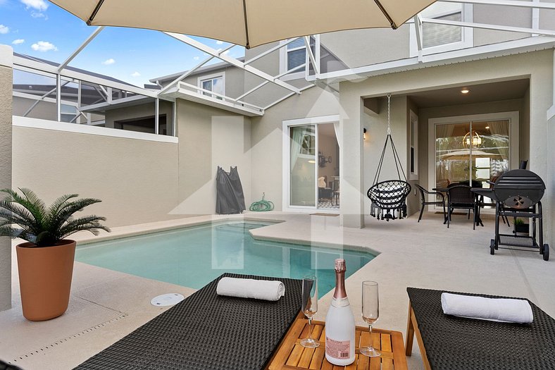 Disney Vacation Home with Private Pool at Champions Gate