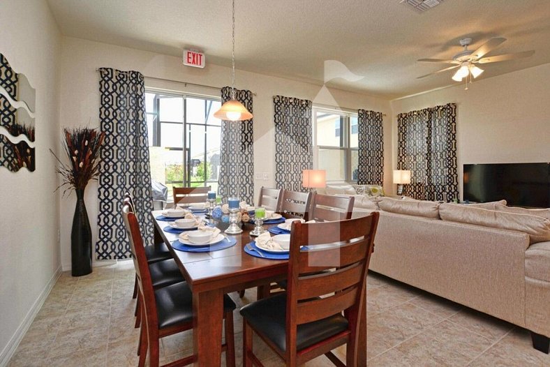 Orlando Vacation Home Near Disney with Pool